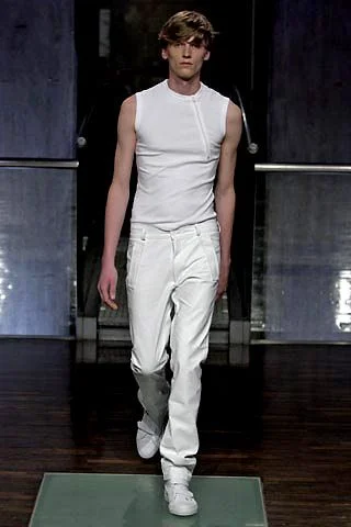 Look 25